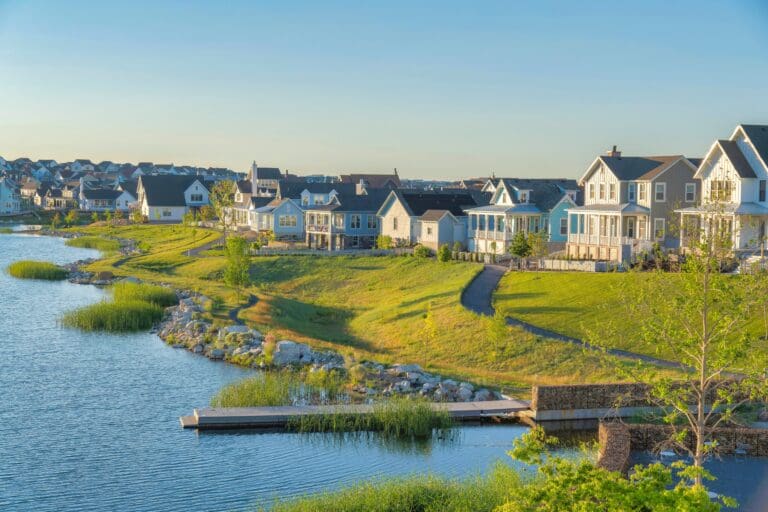A neighborhood by a lake.